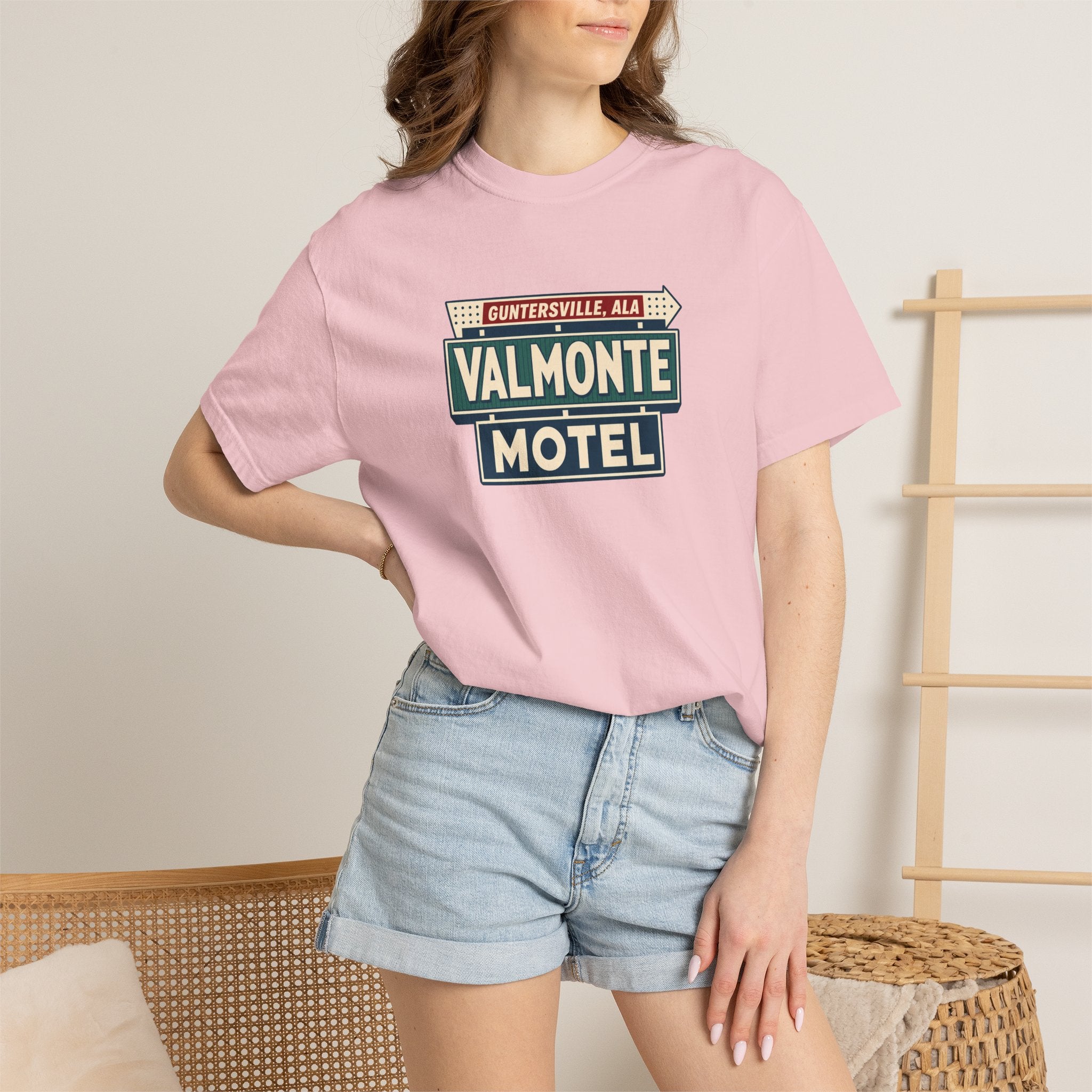Valmonte Motel — Guntersville, Alabama Vintage Sign Tee